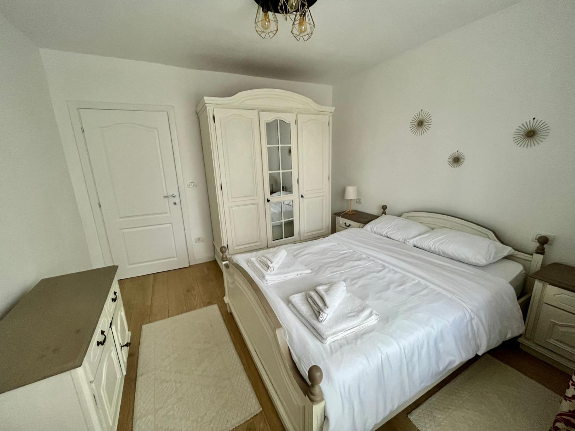 Apartament Central Вишеу-де-Сус Экстерьер фото